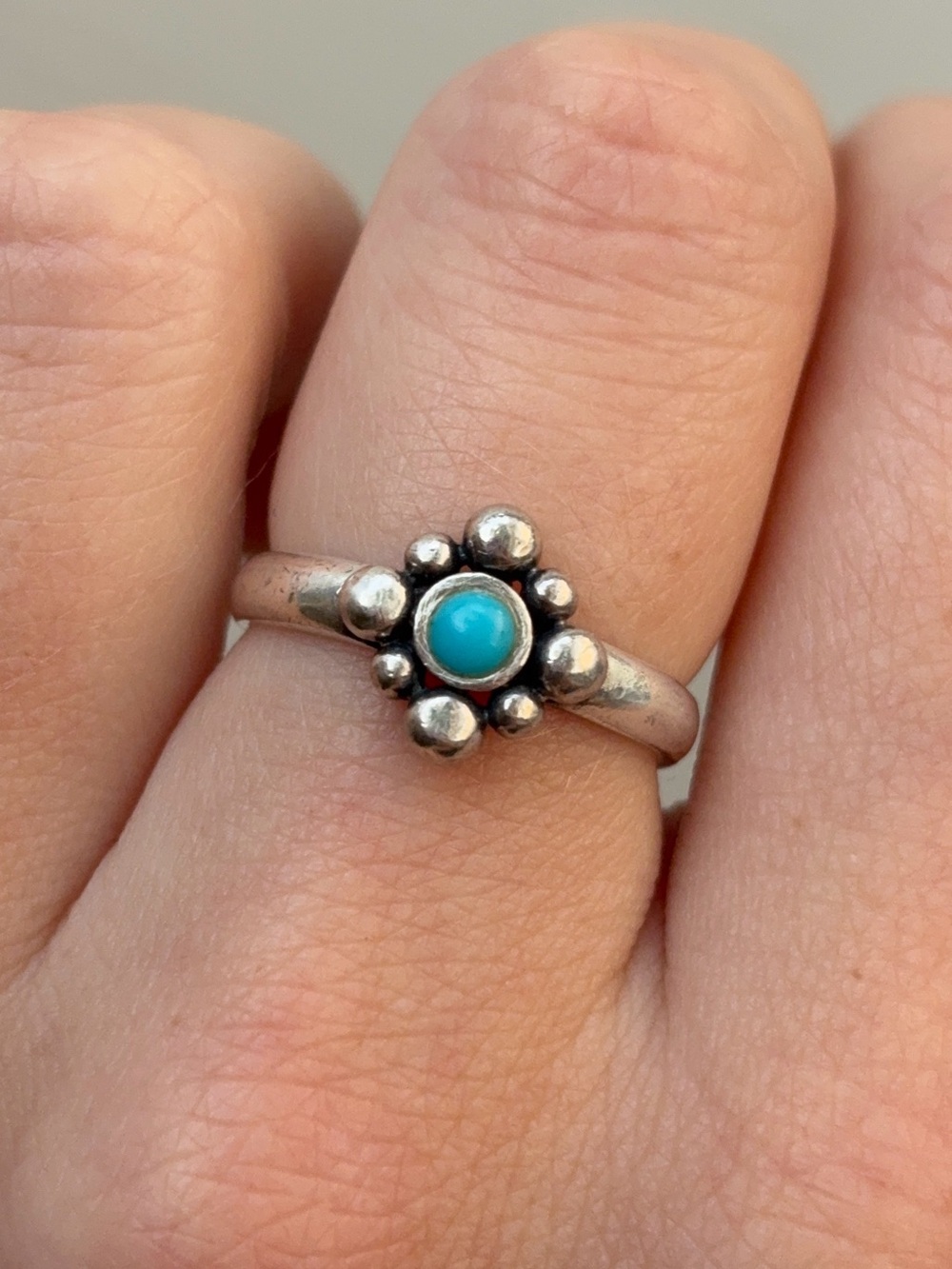 Sterling Silver Vintage Blue Turquoise Gemstone Flower Ring